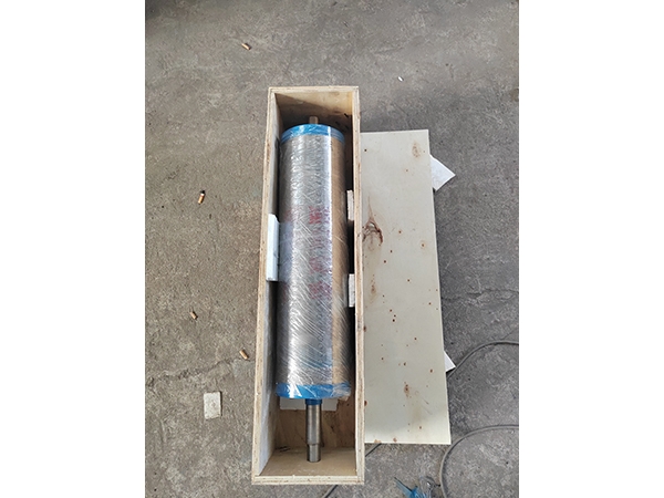 φ219x900永磁滚筒，4000GS