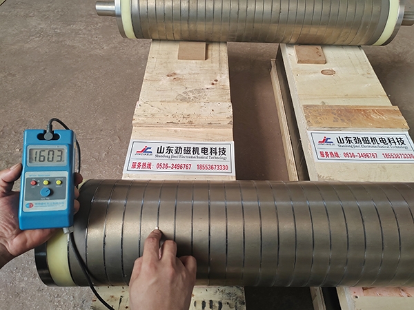 φ200-830磁辊，磁场16000GS