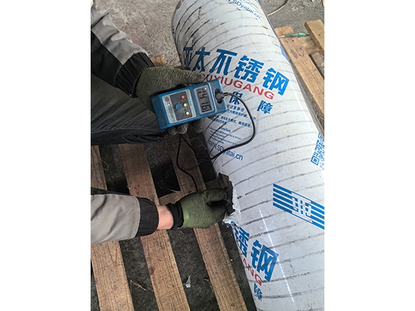 φ300-900磁辊，磁场14000GS，水选专用