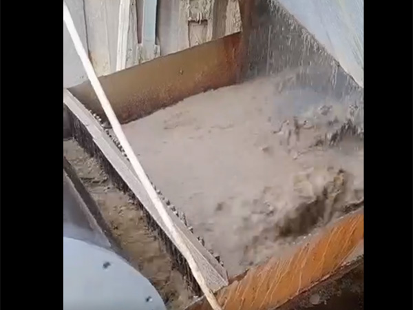 水选筒式磁选机使用现场视频